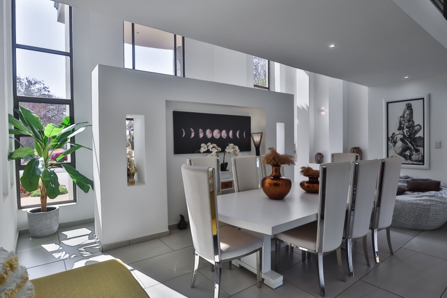 4 Bedroom Property for Sale in WestLake Country Safari Estate North West
